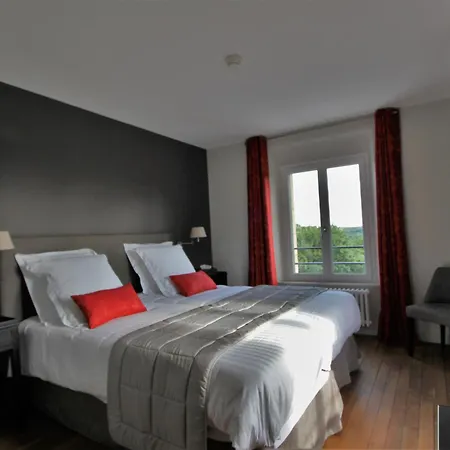 Manoir De Montigny * Russy-Bemont