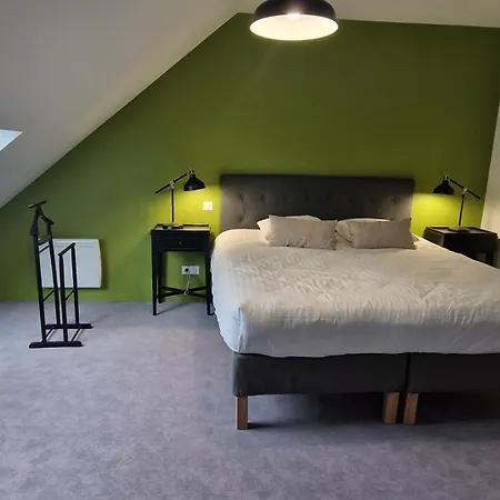 Hotel Manoir De Montigny
