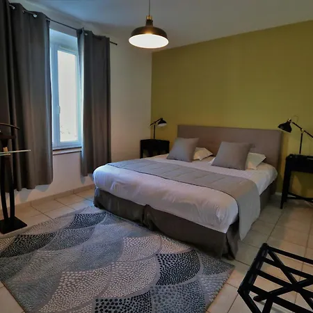 Manoir De Montigny *
