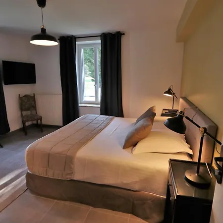 Manoir De Montigny Hotel