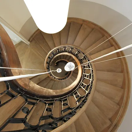 Manoir De Montigny * Russy-Bemont