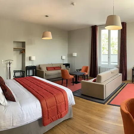 Hotel Manoir De Montigny *