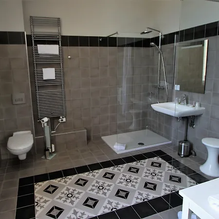 Manoir De Montigny
