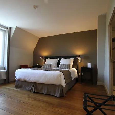 Manoir De Montigny Hotel Russy-Bemont